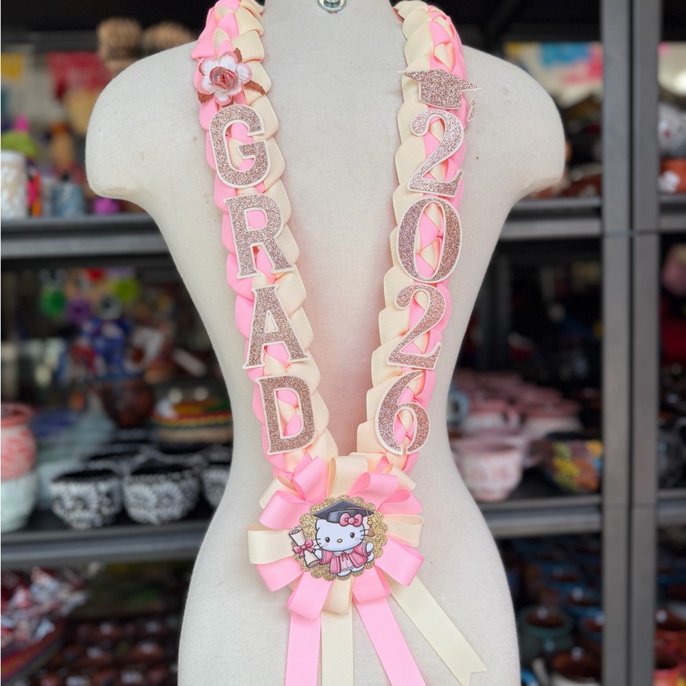 Hello Kitty Graduation lei class 2026 - Picture 2 of 5